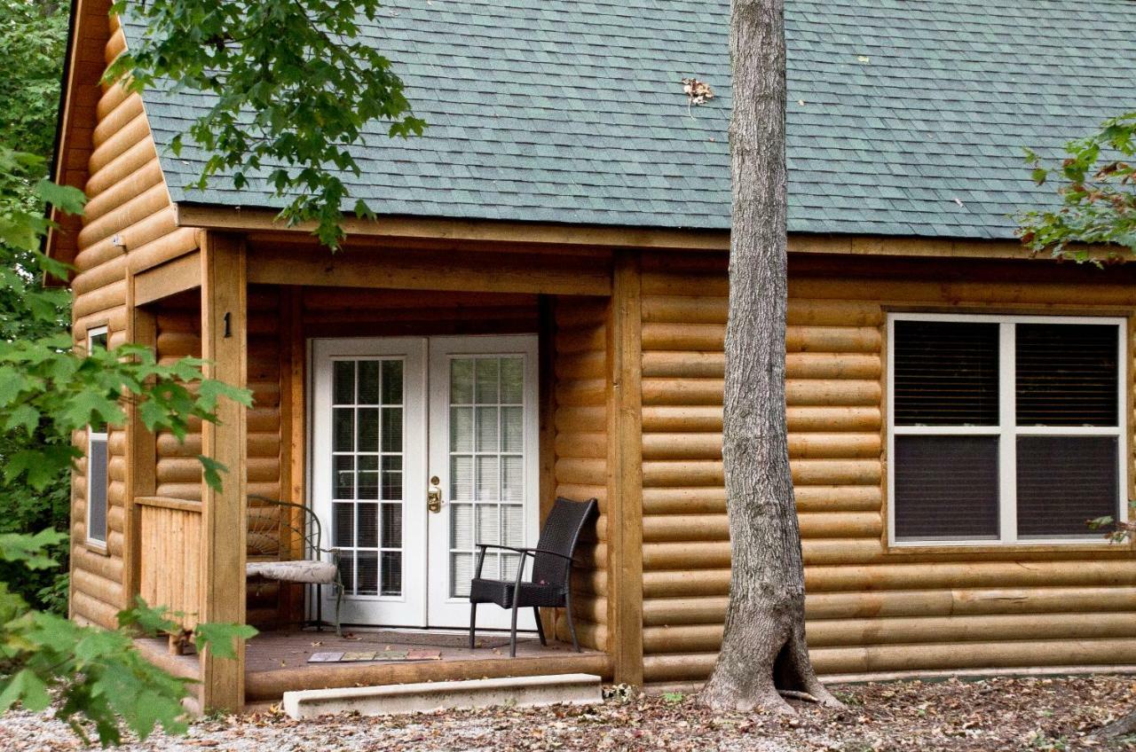 Hidden Lake Winery Hotel Aviston Exterior photo
